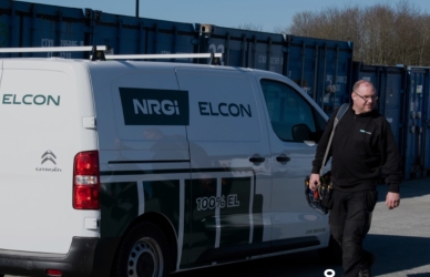 ELCON bilen parkeret